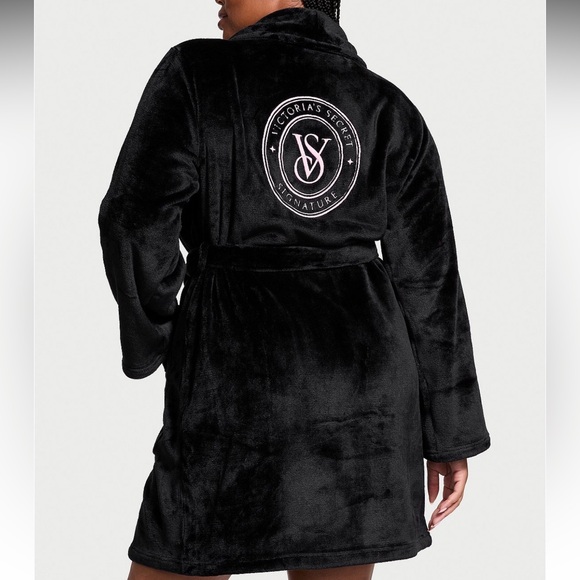 New Victoria’s Secret Black Short Cozy Robe Size M/L - Picture 3 of 4